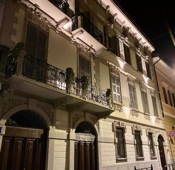 پانسیون Palazzo Glori 6