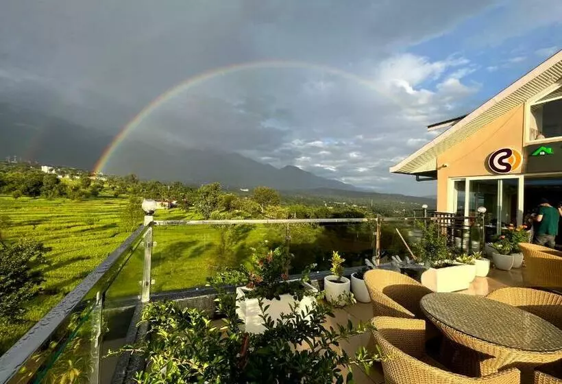 ホテル Click Collection The Abode, Dharamshala