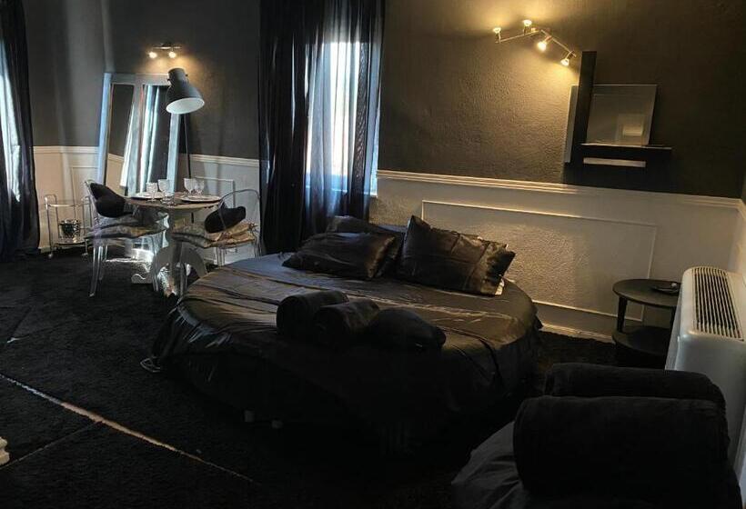 هتل Le Suites Supreme