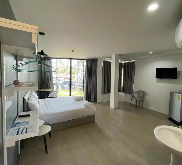 Phuket Muay Thai Hotel Rawai Beach