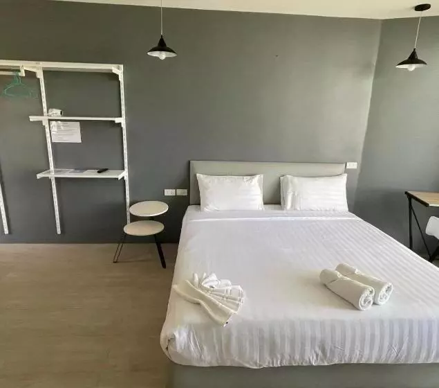 Phuket Muay Thai Hotel Rawai Beach