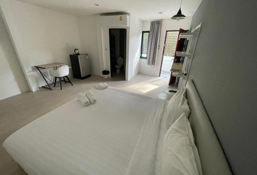 Phuket Muay Thai Hotel Rawai Beach