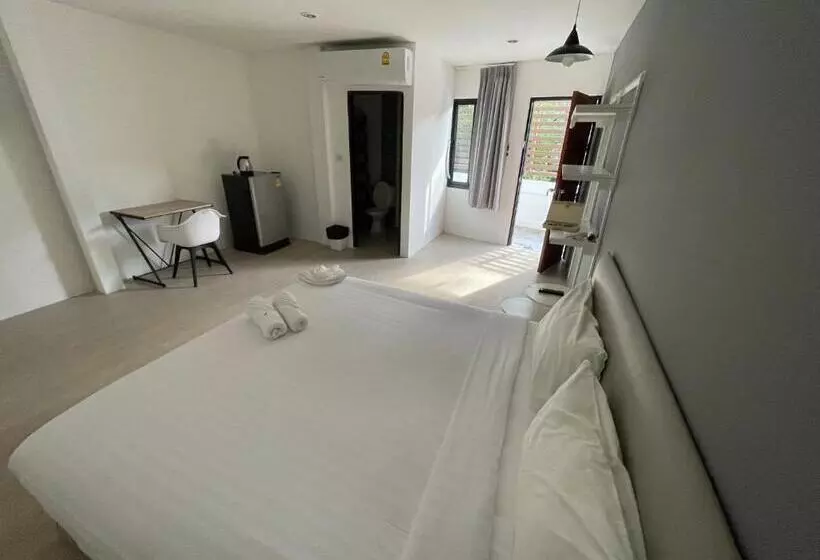 Phuket Muay Thai Hotel Rawai Beach