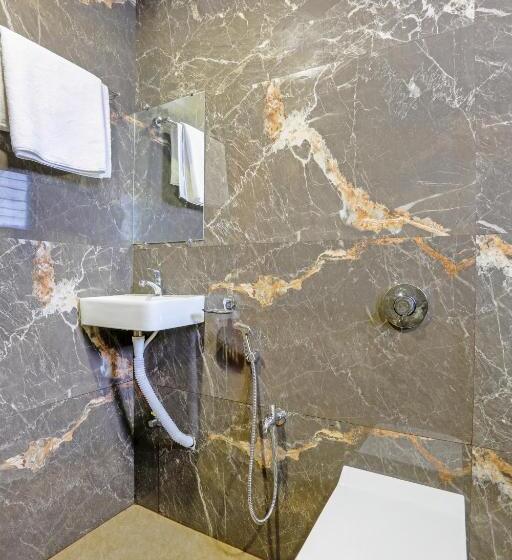 酒店 Sai Sagar Lodging & Boarding