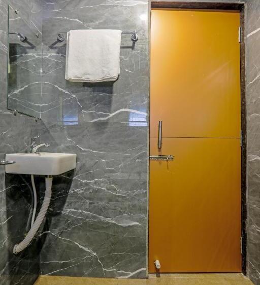 酒店 Sai Sagar Lodging & Boarding