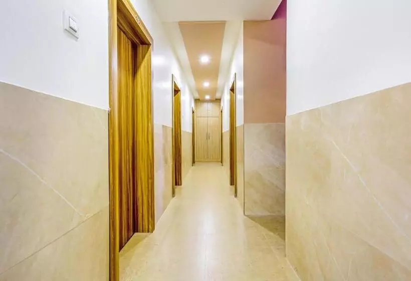 ホテル Sai Sagar Lodging & Boarding