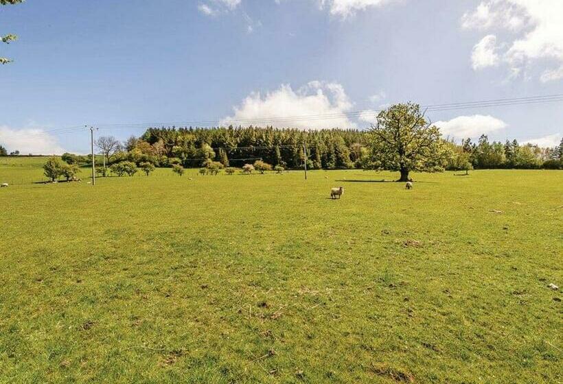 منتجع Hillcroft Park