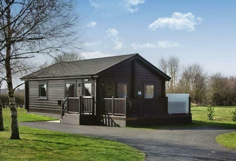 リゾートホテル Snainton Luxury Lodges