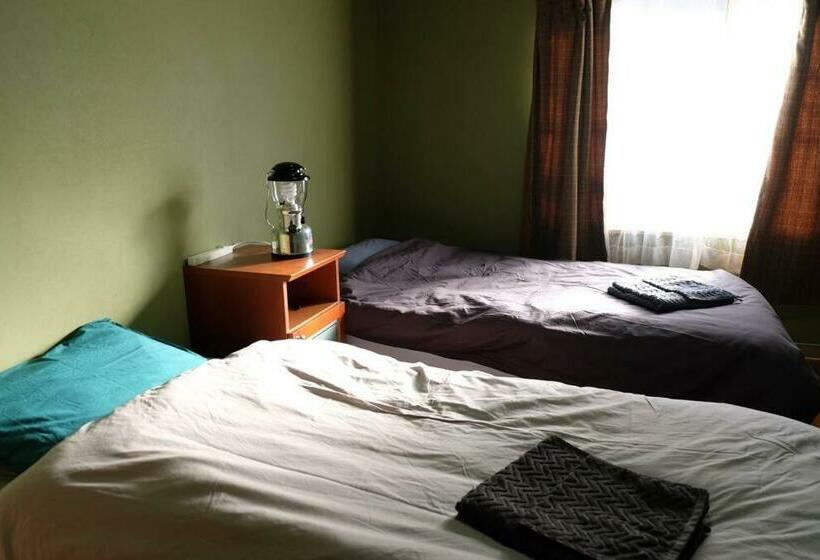 宿泊×編集事務所×土産物店「あさひかわ編集室」