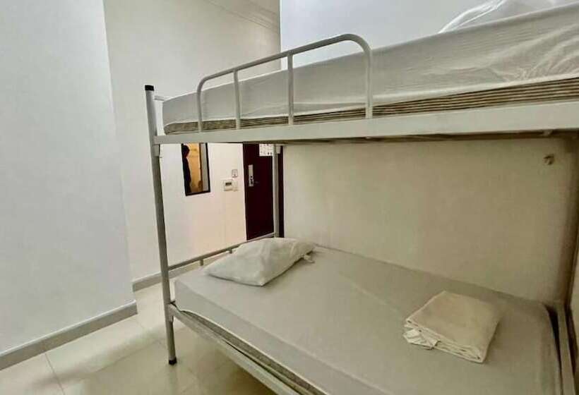 هاستل Atlantis 531