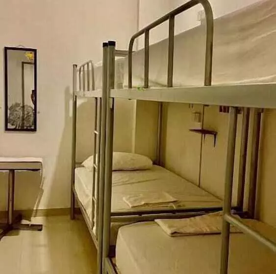 هاستل Atlantis 531