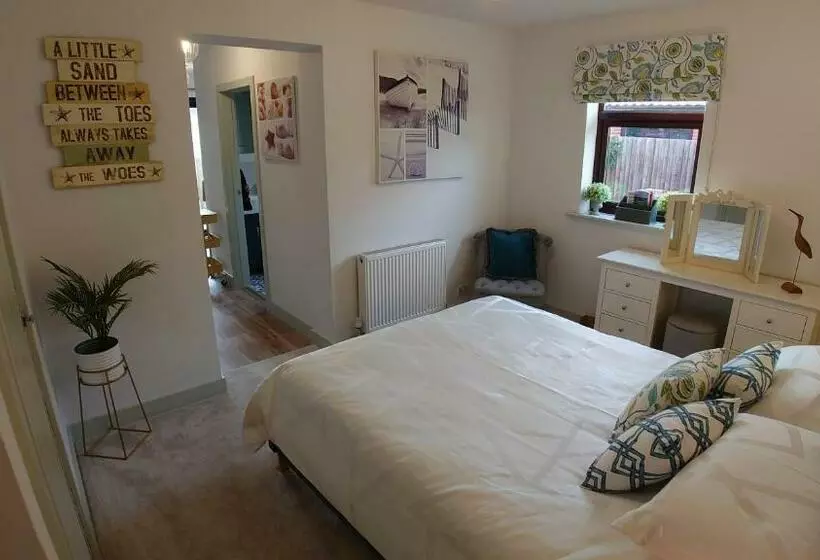 Avocet Lodge, Snettisham