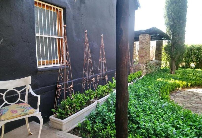 Bed and Breakfast Black Cottage