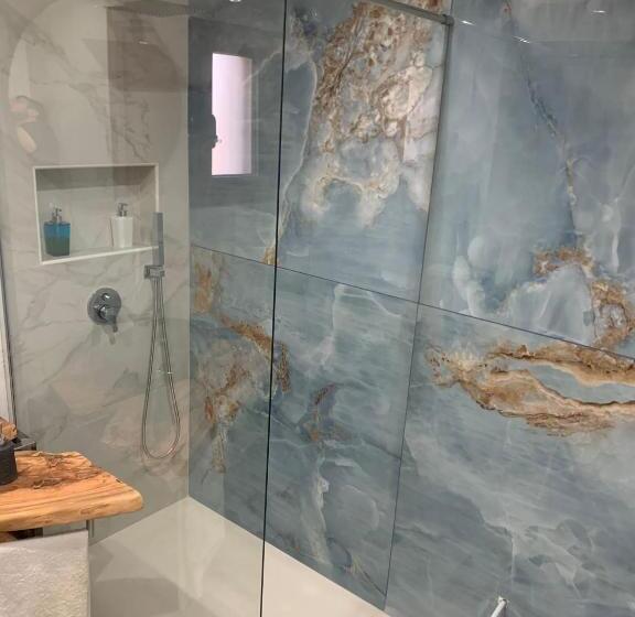 ベッドアンドブレックファースト Lemon Suite Luxury