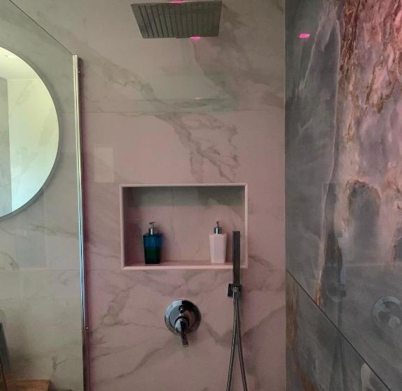 ベッドアンドブレックファースト Lemon Suite Luxury