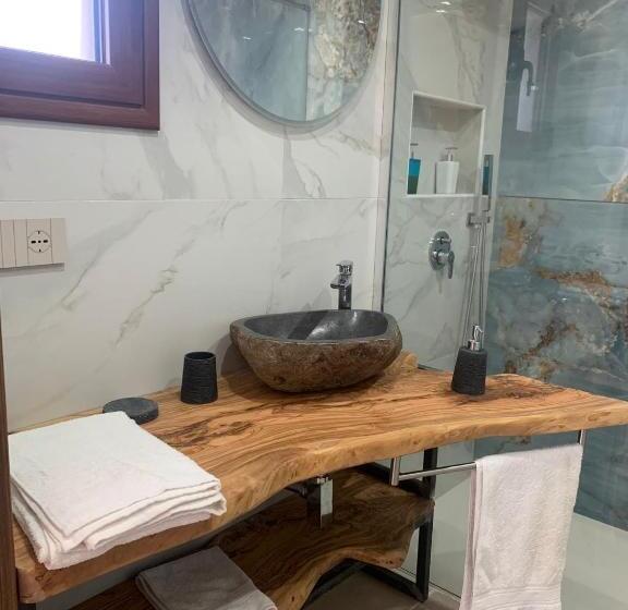 ベッドアンドブレックファースト Lemon Suite Luxury