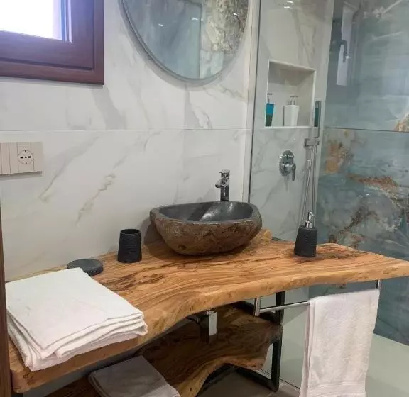 ベッドアンドブレックファースト Lemon Suite Luxury