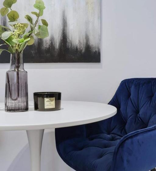 Government Deluxe Studio By Magic Apartments