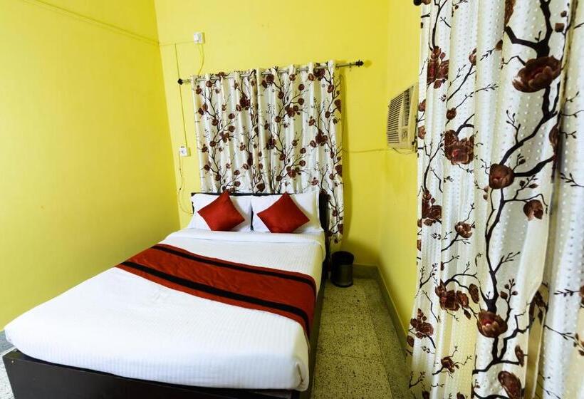 ホテル Sterling Baishakhi