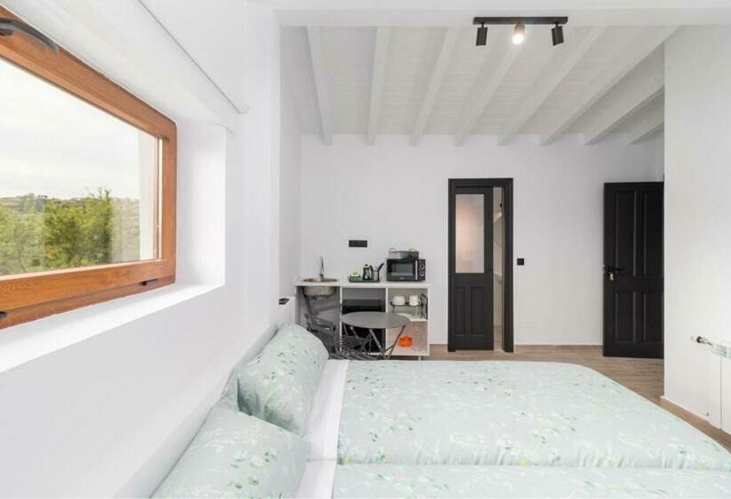 פנסיון Benedicta Familys