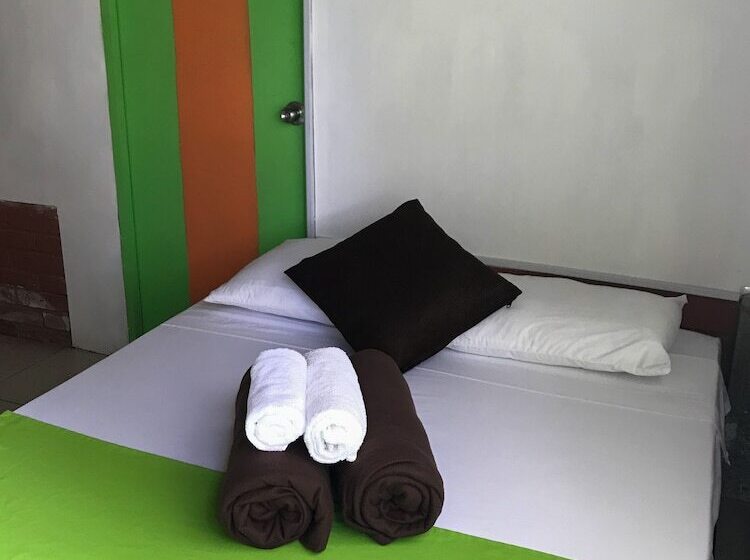 Пансион Room In Guest Room   Room With 2 Double Beds   Number 14