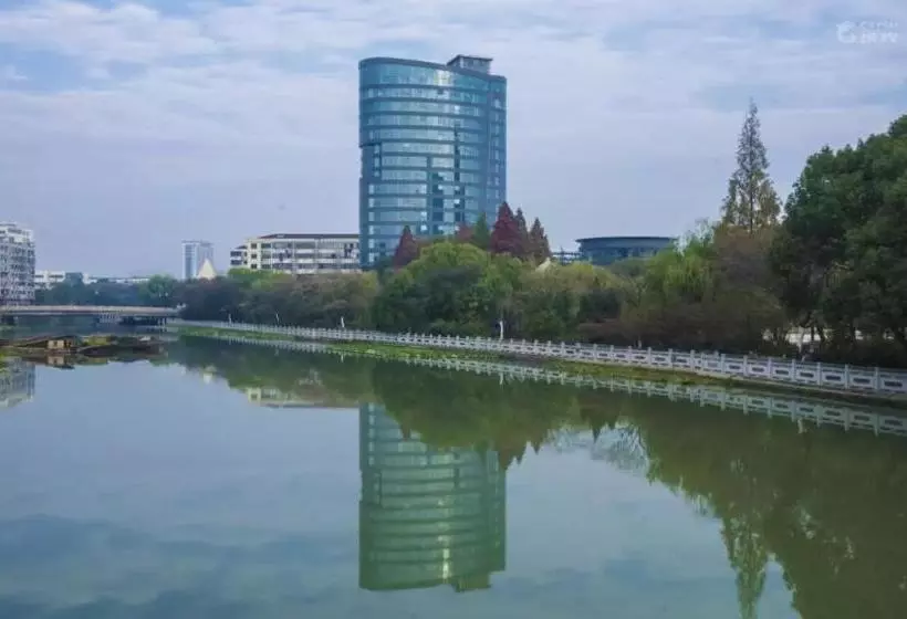 Отель Jinjiang Ducheng Kunqu Opera