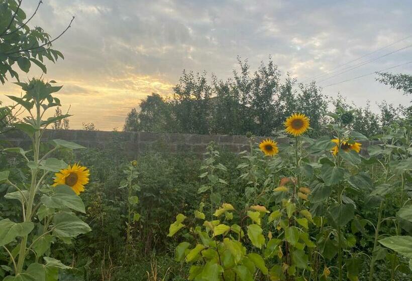 Nocleg ze śniadaniem Arman S House