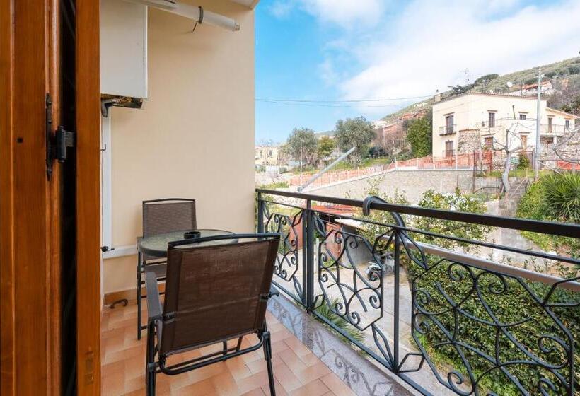 צימר Seascape   Noemi S Rooms