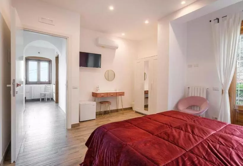 Aamiaismajoitus (B&B) Seascape   Noemi S Rooms