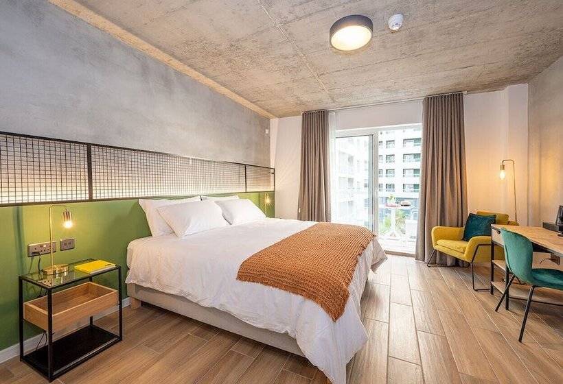 هتل کپسول Fort40 Guesthouse