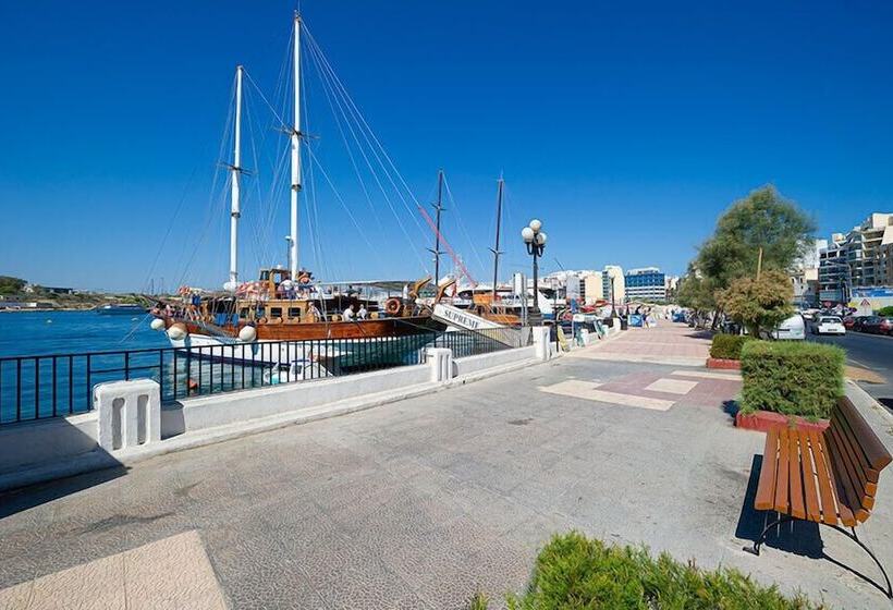 هتل کپسول Fort40 Guesthouse