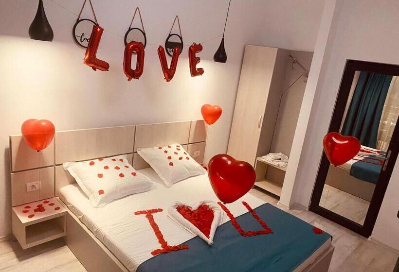 هتل Infinity By Carla