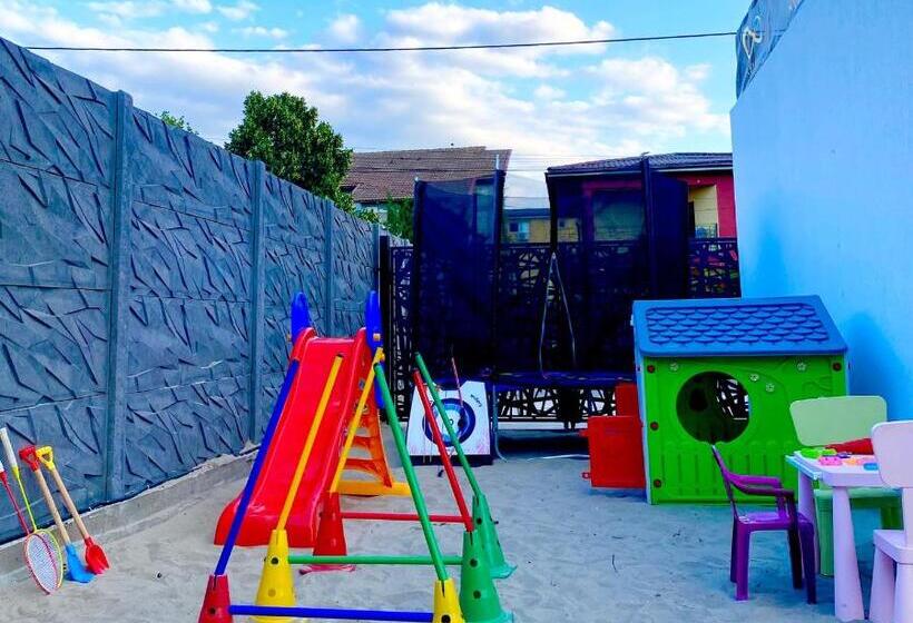 هتل Infinity By Carla