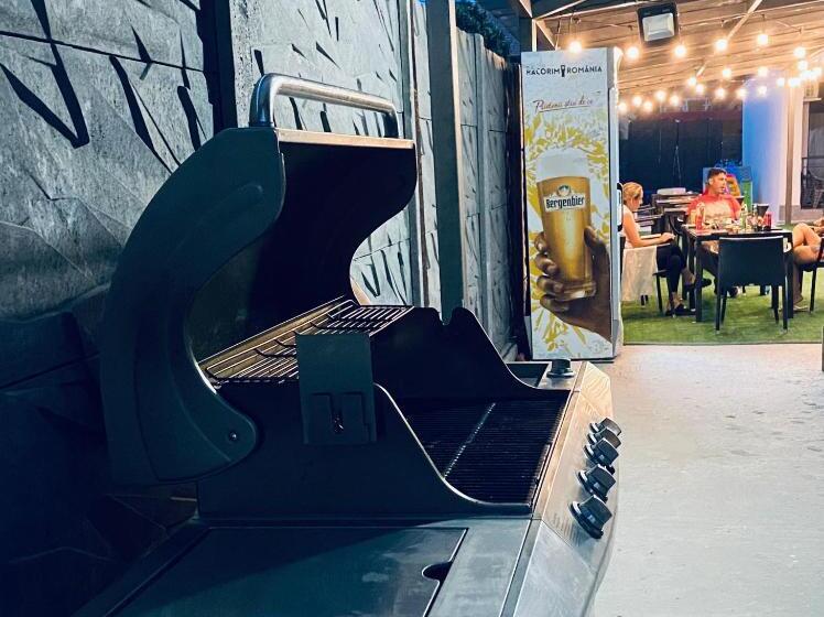 هتل Infinity By Carla