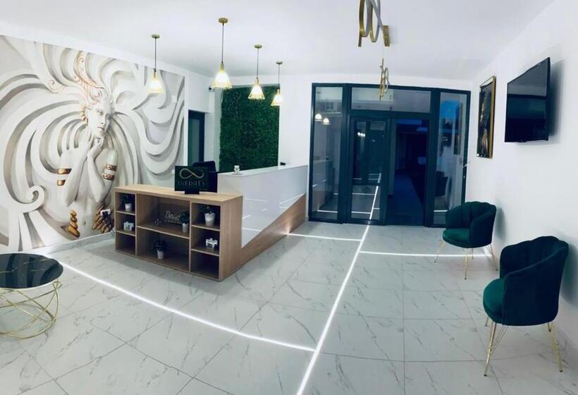 هتل Infinity By Carla