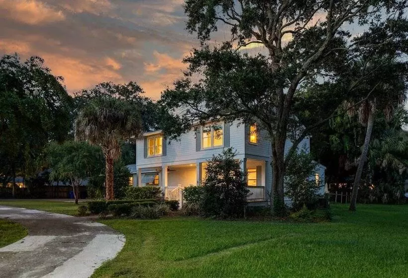 Jessamine By Avantstay Picture Perfect Home W Stunning Backyard