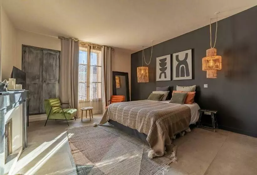 La Maison De Lyna