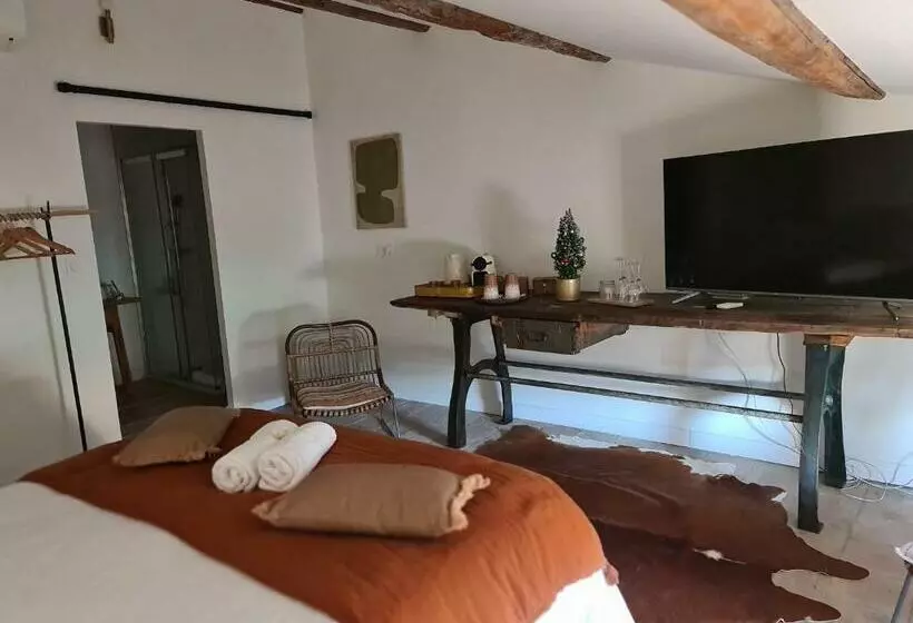 La Maison De Lyna