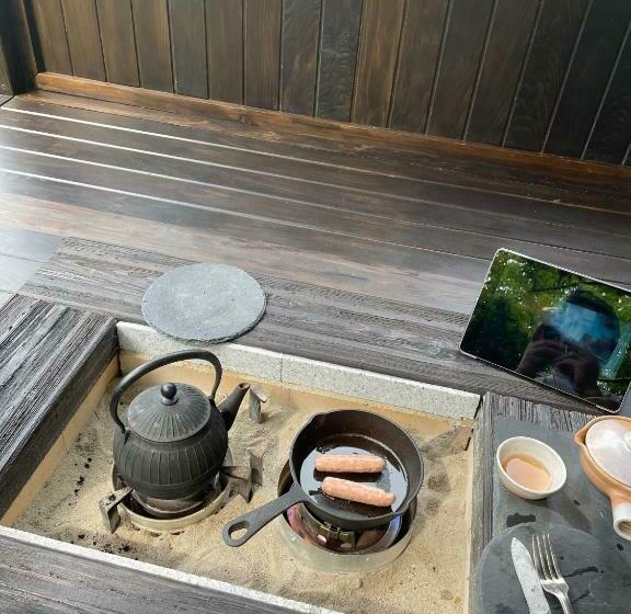 펜션 淡路島でサイコーのととのうを体験出来るサウナ宿たんざ二種類のフィンランドサウナを体験できます