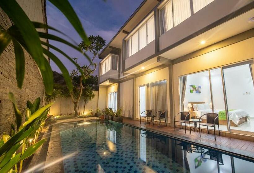 پانسیون Cozy Umalas Guesthouse