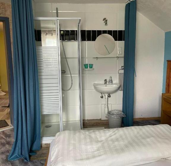 Пансион Giulias Budget Haus