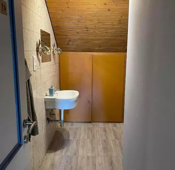 Majatalo Giulias Budget Haus