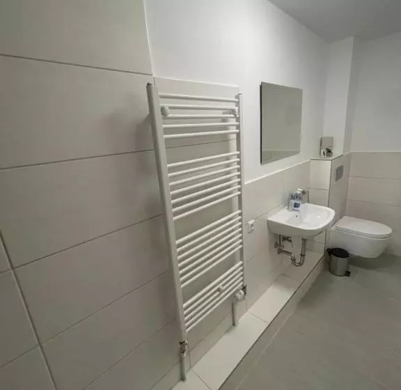 Majatalo Giulias Budget Haus