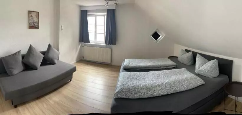 Majatalo Giulias Budget Haus