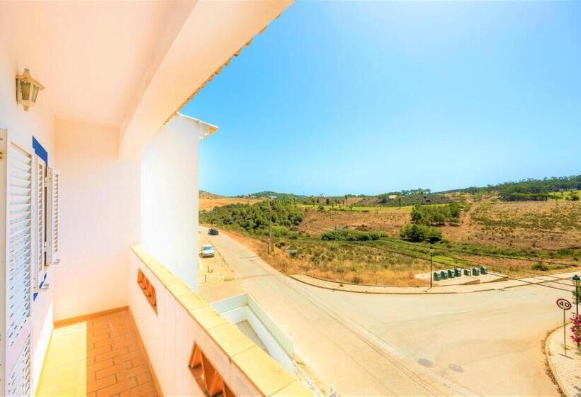 پانسیون Green Diamond Budens