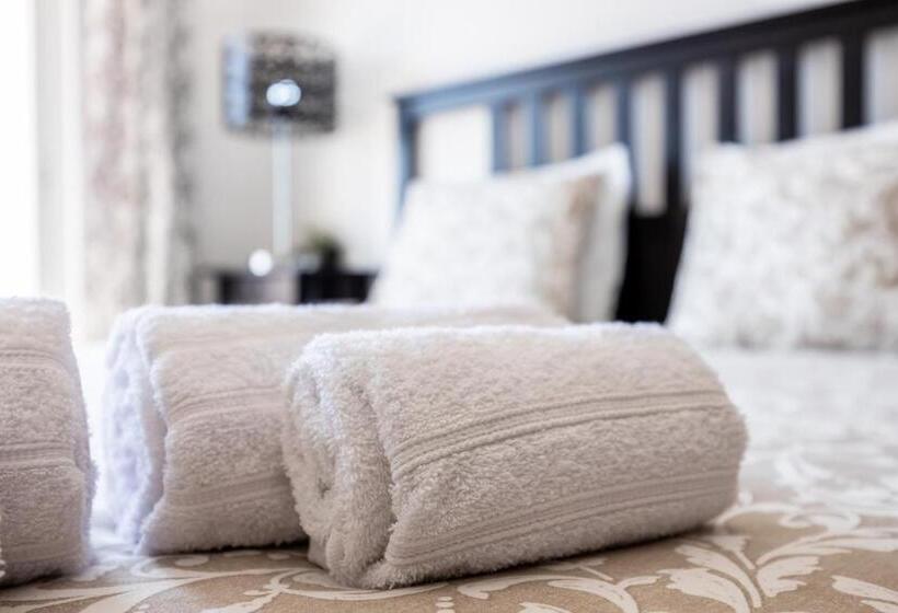 پانسیون Green Diamond Budens