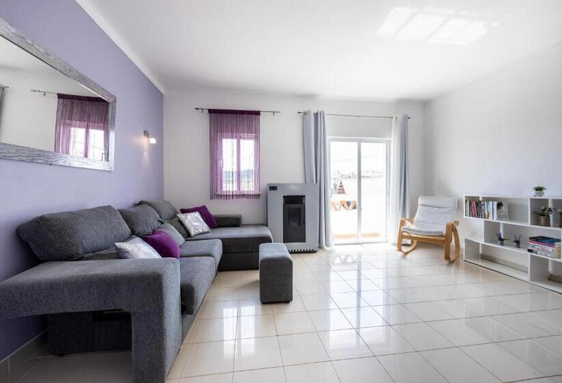 پانسیون Green Diamond Budens