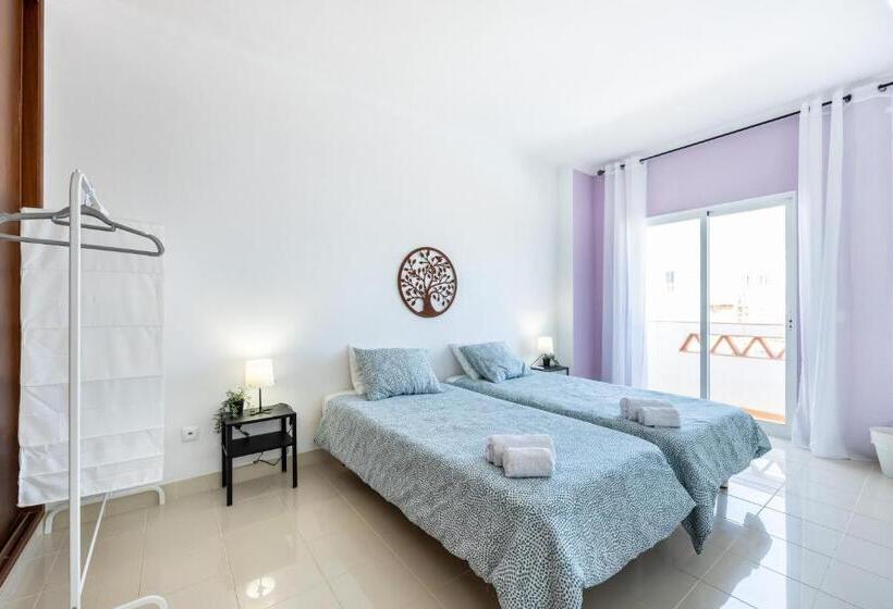 پانسیون Green Diamond Budens