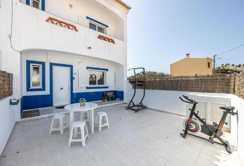 پانسیون Green Diamond Budens