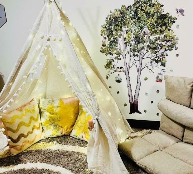 Пансион Hampton Cinema Suite